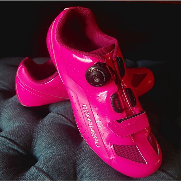 Louis Garneau Peloton Women's Cycling Shoes Pink/Ruby EU 41 US 9.5 - Picture 1 of 5